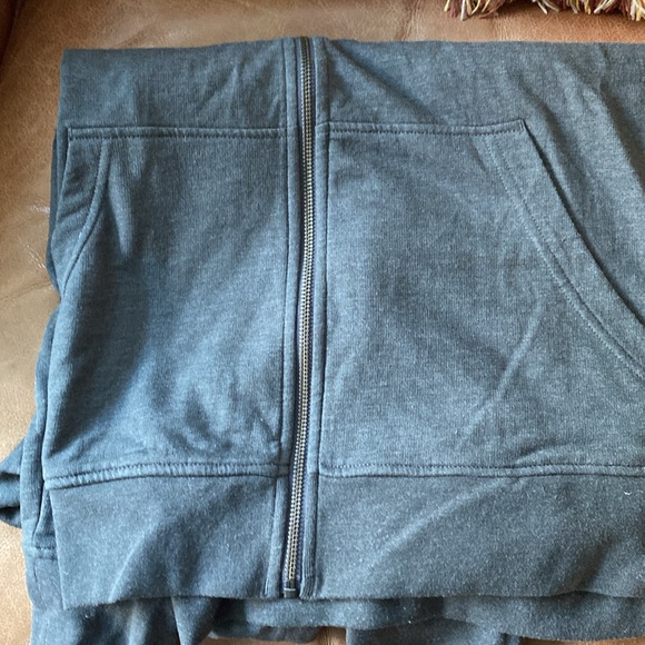 Patagonia hoodie - Picture 4 of 4